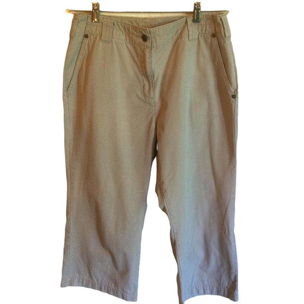 Woolrich Women’s Khaki Capris